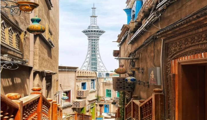 古城 · 清真寺 · 香妃园 · 和田玉 · 西域驼绒